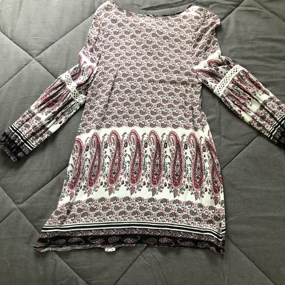 Paisley type pattern pink dress - Picture 3 of 5